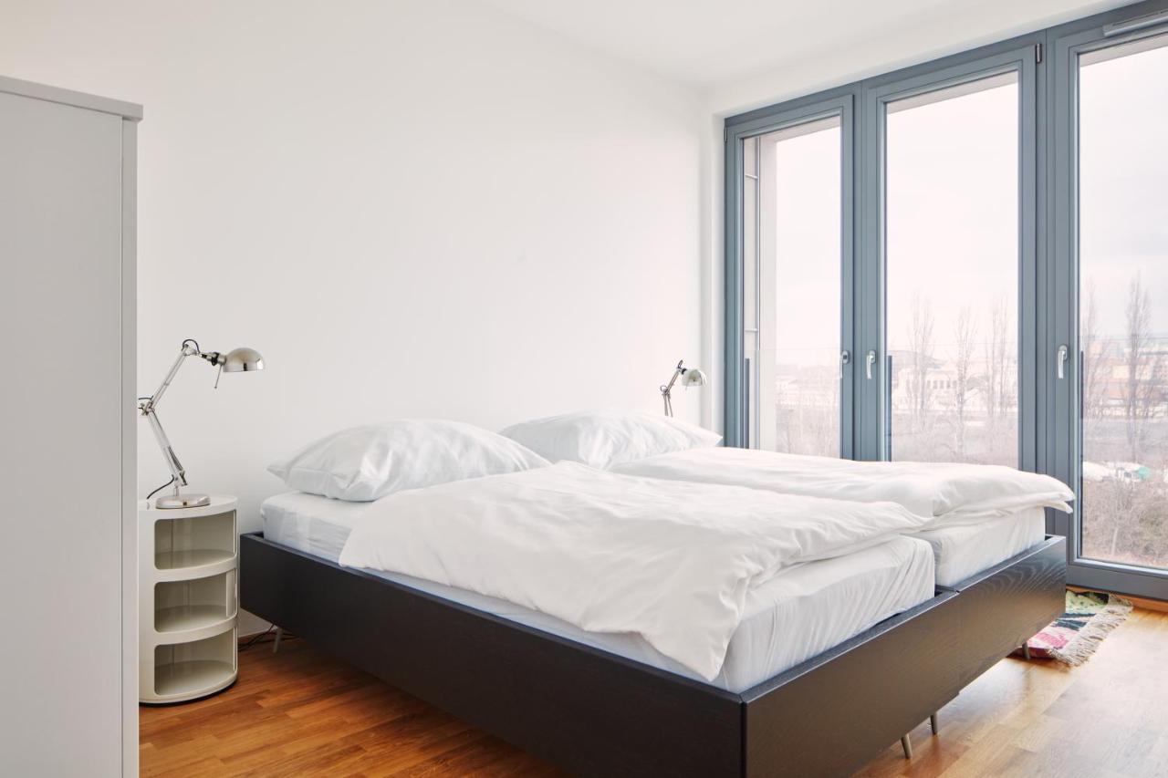 Prague Days - Designer Condo - Trendy Neighborhood Ngoại thất bức ảnh