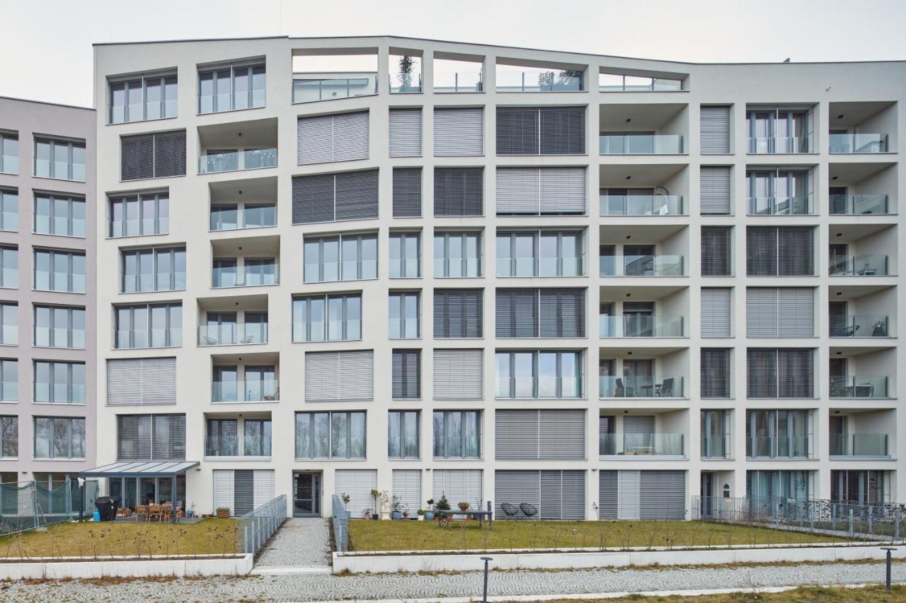 Prague Days - Designer Condo - Trendy Neighborhood Ngoại thất bức ảnh